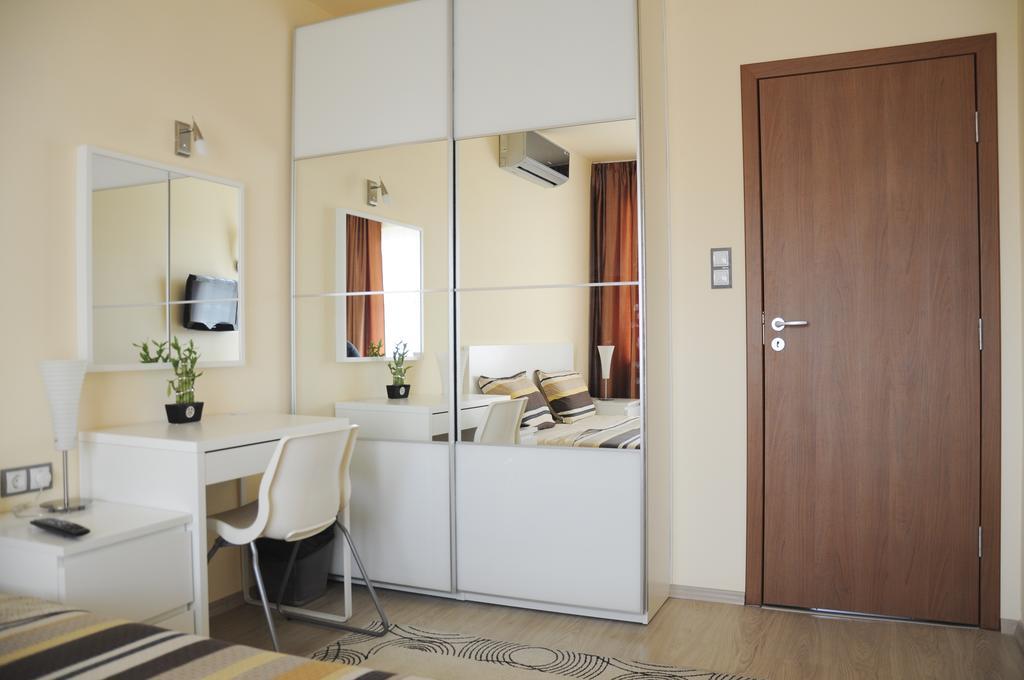 Derelli Elegance Apartament *